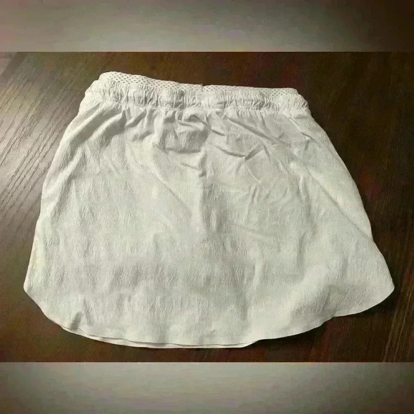 Athleta Trekkie Crest Skort 2 - Picture 6 of 8